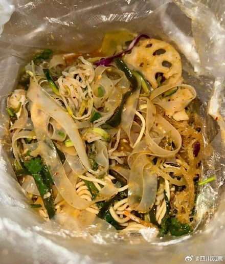 四川凉菜三巨头：“塑胶跑道、神经末梢、透明门帘”