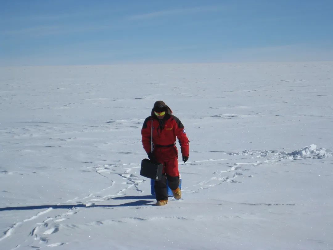 在南极从事气象工作，是种什么体验？40年，跨越时空的探问！
