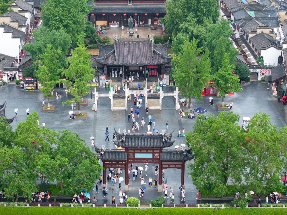 新华视点｜多地取消旅游预约　“不约而至”如何体验良好？