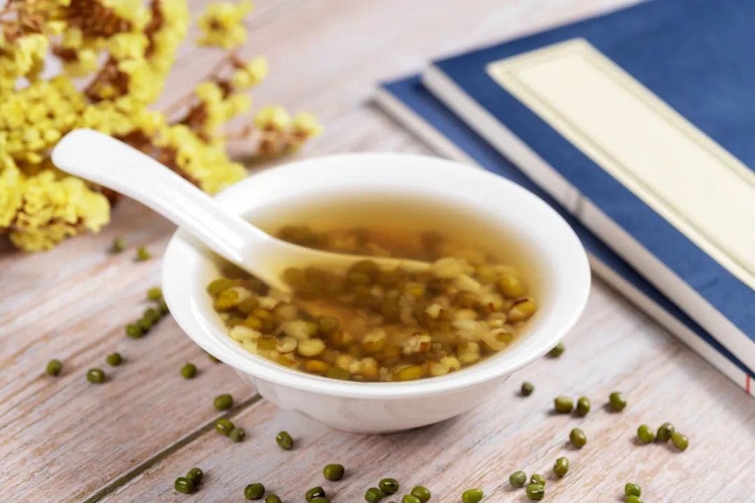 三伏天，这些看似养生的行为其实可能伤身！进来自查→