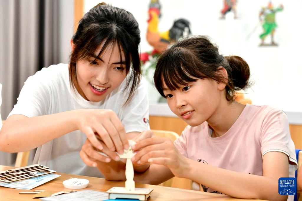 山东菏泽:“小荷学堂”暑期关爱留守儿童 山东菏泽:“小荷学堂”暑期关爱留守儿童