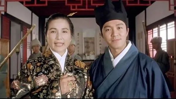 知名演员郑佩佩去世，享年78岁，曾出演“华夫人”等经典角色