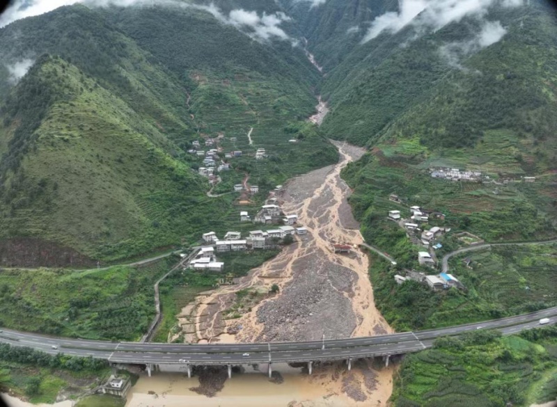 40户92人提前转移 四川雅安汉源县泥石流灾害成功避险