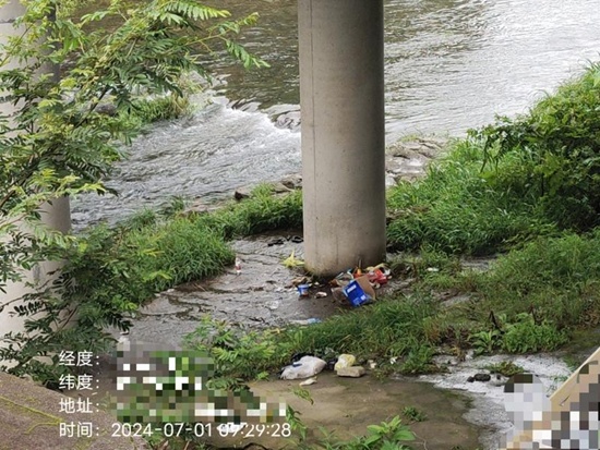 明火烧烤、乱扔垃圾,野外露营如何避免不文明行为 明火烧烤、乱扔垃圾,野外露营如何避免不文明行为