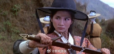 经纪公司发文悼念郑佩佩：深感痛心及婉惜