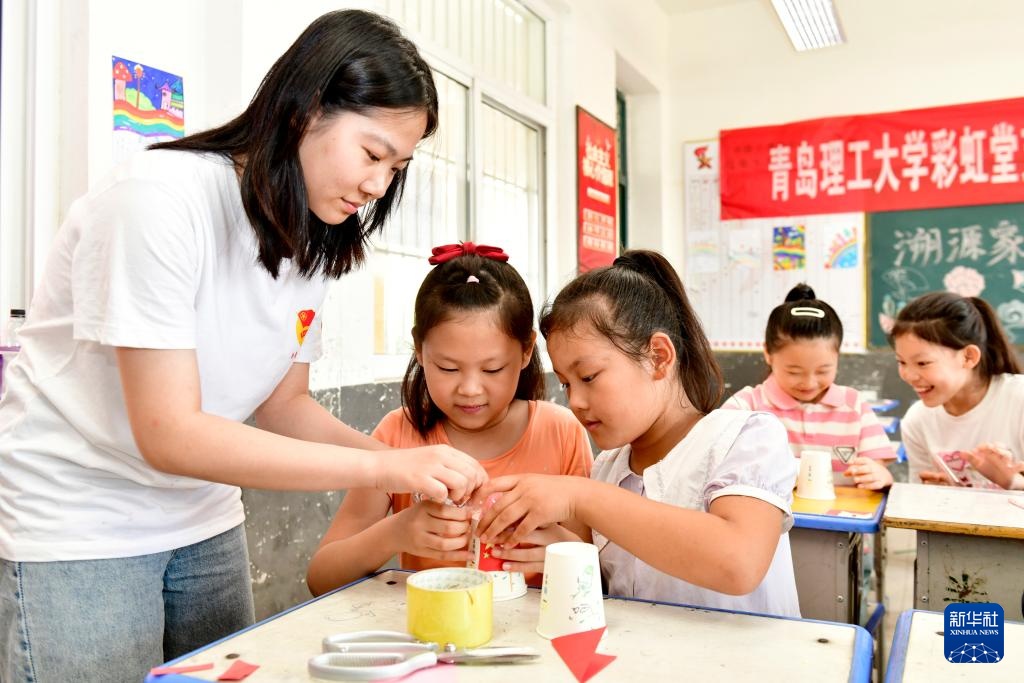 山东菏泽:“小荷学堂”暑期关爱留守儿童 山东菏泽:“小荷学堂”暑期关爱留守儿童