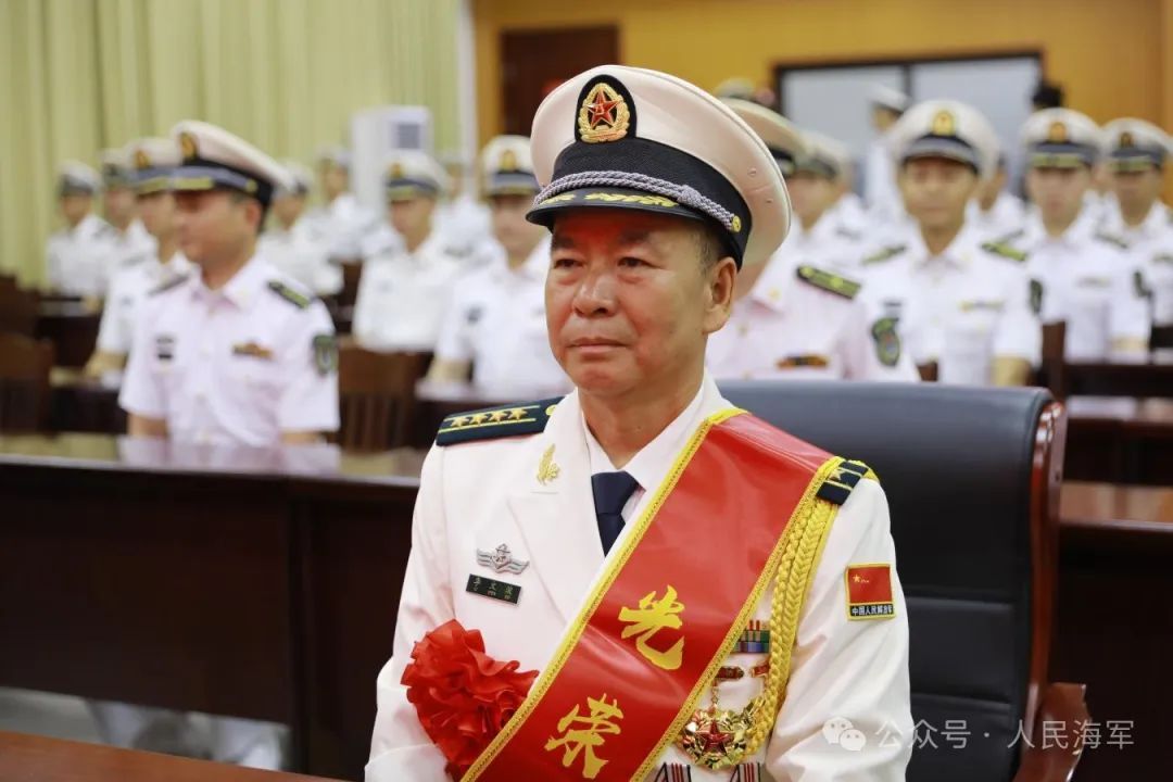 坚守南沙33年的一等功臣!李文波,光荣退休! 坚守南沙33年的一等功臣!李文波,光荣退休!