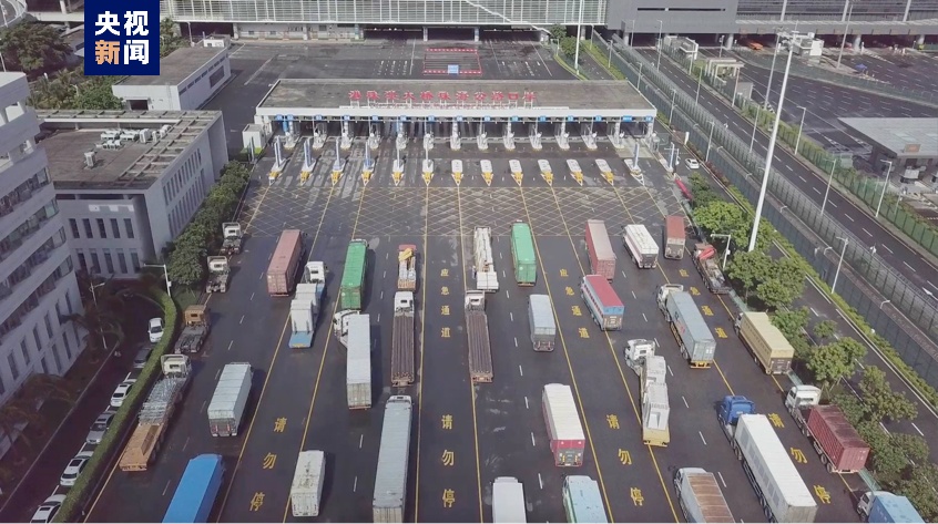 上半年经港珠澳大桥进出口总值突破1000亿元 上半年经港珠澳大桥进出口总值突破1000亿元