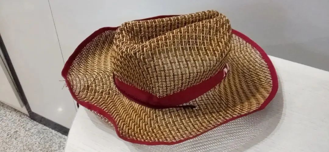 这是你的“宝贝”吗?柳州火车站发布失物招领公告,遗失最多的是→ 这是你的“宝贝”吗?柳州火车站发布失物招领公告,遗失最多的是→