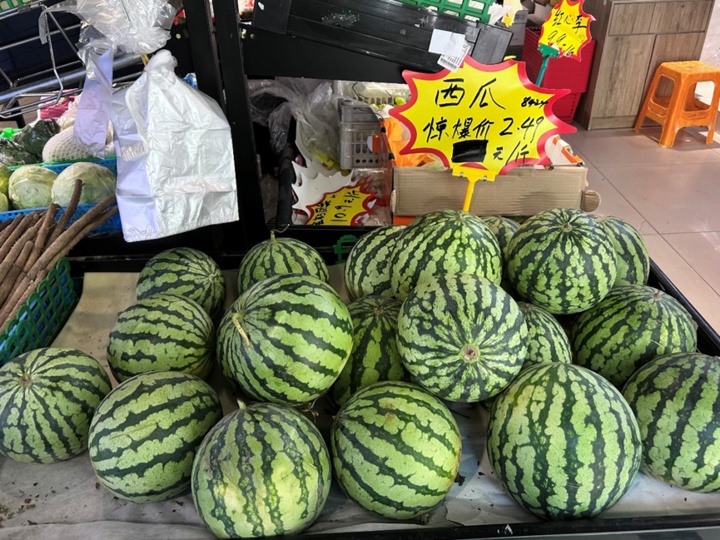 价格翻倍!杭州吃瓜群众:夏天离不开这一口 价格翻倍!杭州吃瓜群众:夏天离不开这一口