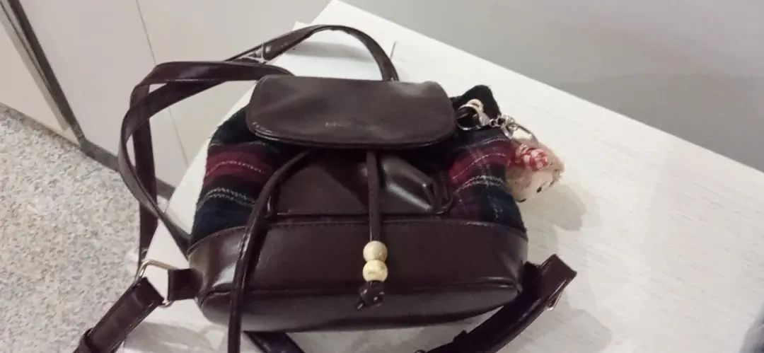 这是你的“宝贝”吗?柳州火车站发布失物招领公告,遗失最多的是→ 这是你的“宝贝”吗?柳州火车站发布失物招领公告,遗失最多的是→