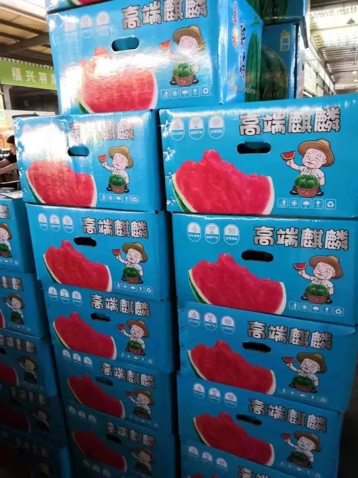 价格翻倍!杭州吃瓜群众:夏天离不开这一口 价格翻倍!杭州吃瓜群众:夏天离不开这一口