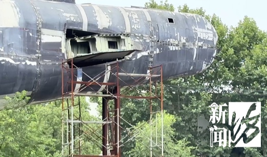 上海市区藏了一架波音747？尾翼断折，发动机、螺旋桨全无，不顾危险打卡者不少……