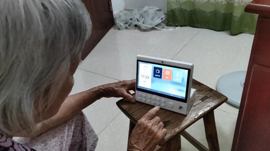 广东大学生为爱“爆改” ，全网求同款！