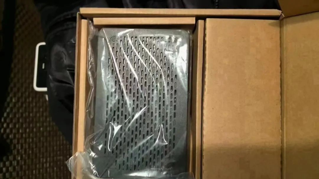 多地发现!看到这种盒子,立即拆除并报警!赶紧提醒家里人... 多地发现!看到这种盒子,立即拆除并报警!赶紧提醒家里人...