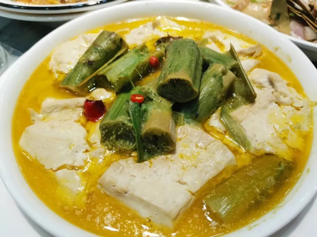 同一天，两人被一道家常菜撂倒！不少人爱吃