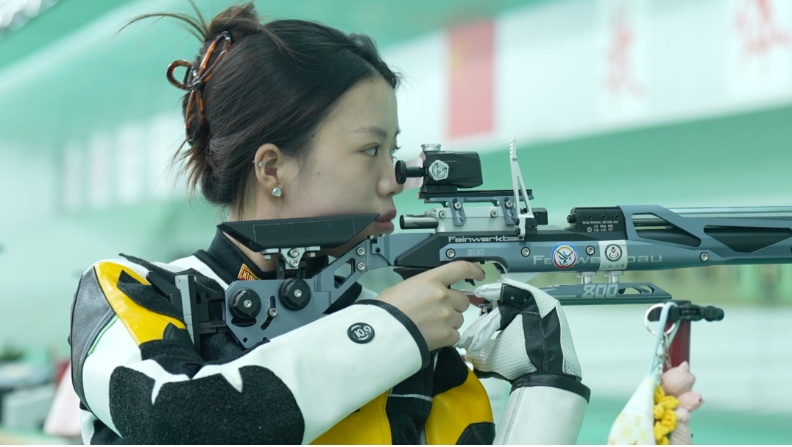 无缘巴黎奥运会,杨倩回应!网友:拿到过金牌已经很优秀了 无缘巴黎奥运会,杨倩回应!网友:拿到过金牌已经很优秀了