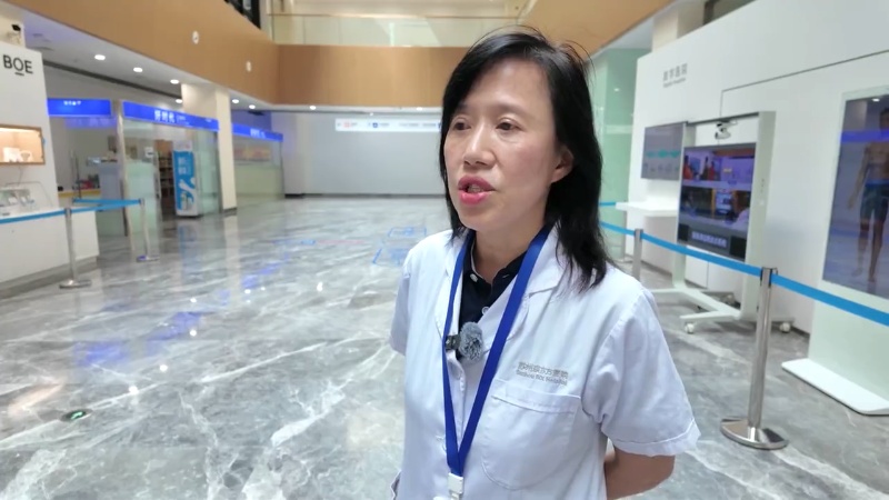 万米高空突发！她出手了！