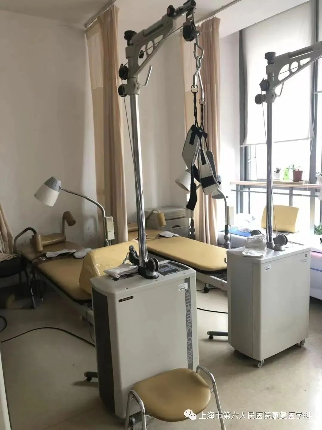 突然火了！年轻人扎堆去医院“吊脖子”？医生紧急提醒