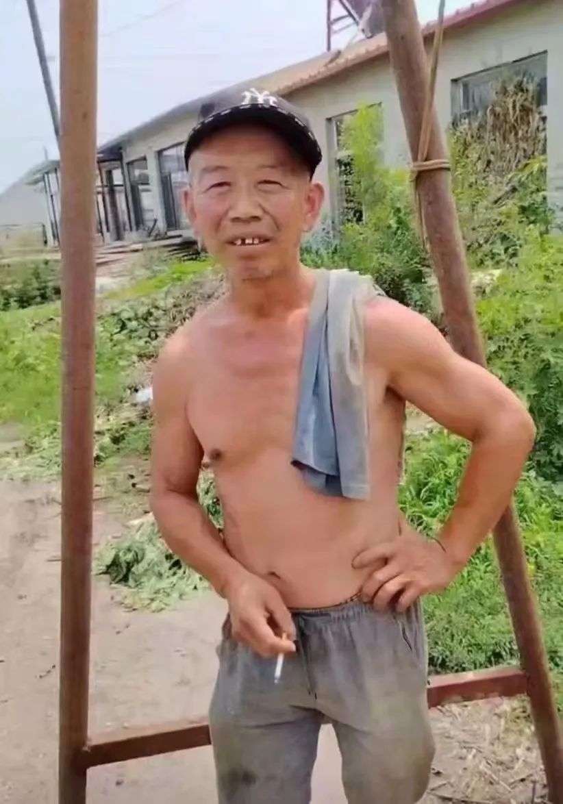 嫌疑人在逃，辽宁警方悬赏5万元通缉！