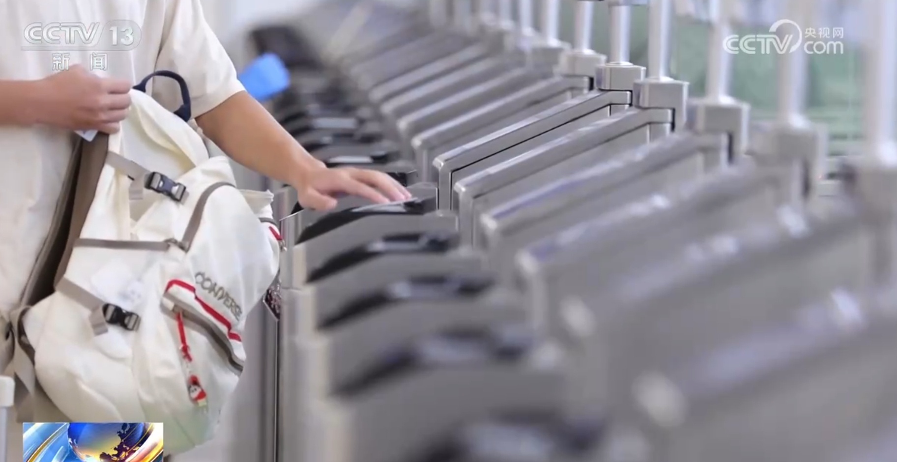 200万车次、100种可能、966.9万人次……深中通道让“遛湾”大湾区热度攀升