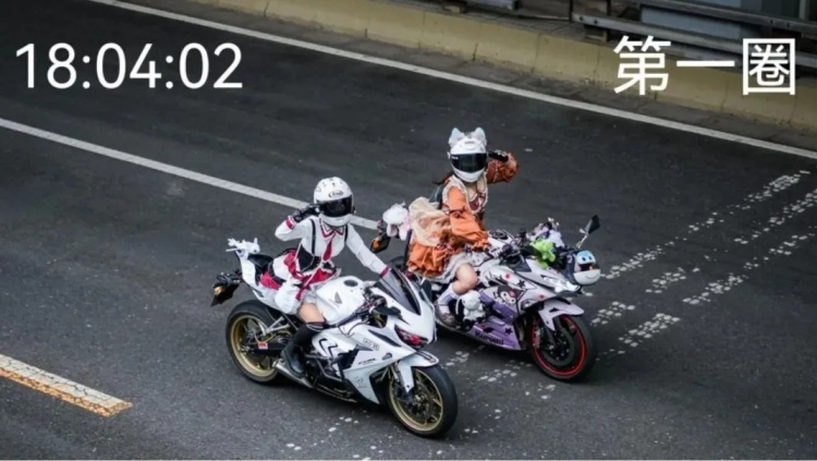 “飙车炸街”不可取!驾驶摩托车5条注意事项要记牢 “飙车炸街”不可取!驾驶摩托车5条注意事项要记牢