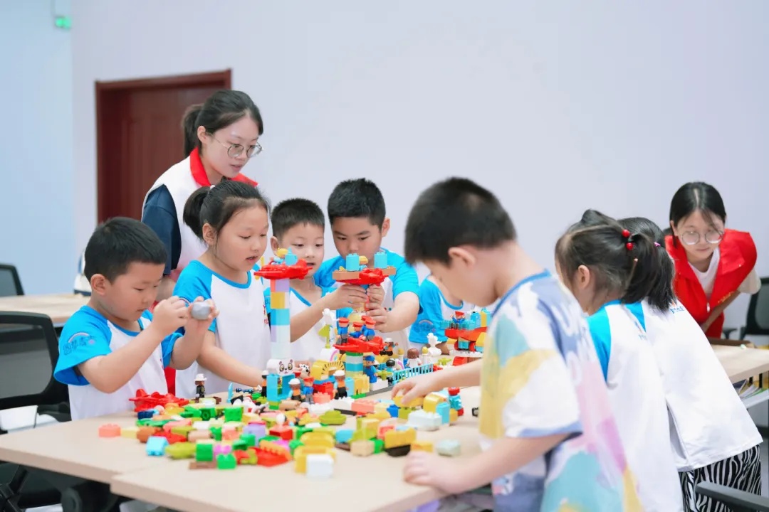 南京多形式开展暑期关爱服务 助力青少年全面发展