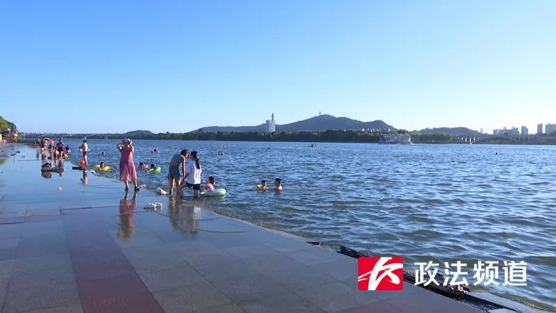 长沙“小海滩”火了，打卡千万要注意......