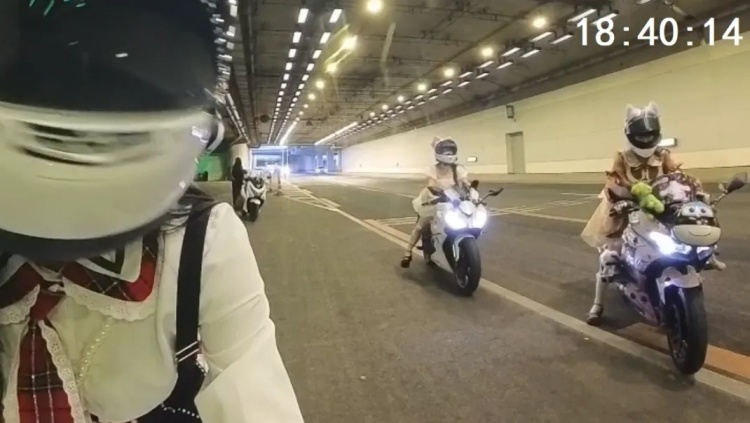 “飙车炸街”不可取!驾驶摩托车5条注意事项要记牢 “飙车炸街”不可取!驾驶摩托车5条注意事项要记牢