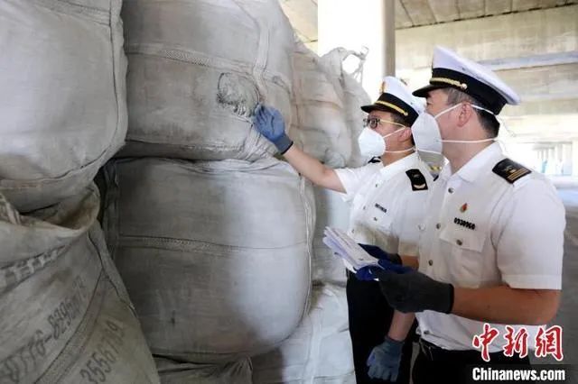 1300吨!又一批“洋垃圾”被查获 1300吨!又一批“洋垃圾”被查获