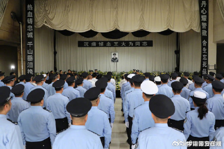 痛心！宁夏一公安局长带队抓捕嫌疑人过程中不幸牺牲