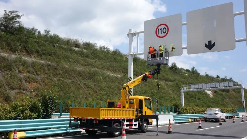 拒绝“断崖式”限速! 黔南境内1378公里高速公路即将完成限速优化调整 拒绝“断崖式”限速! 黔南境内1378公里高速公路即将完成限速优化调整