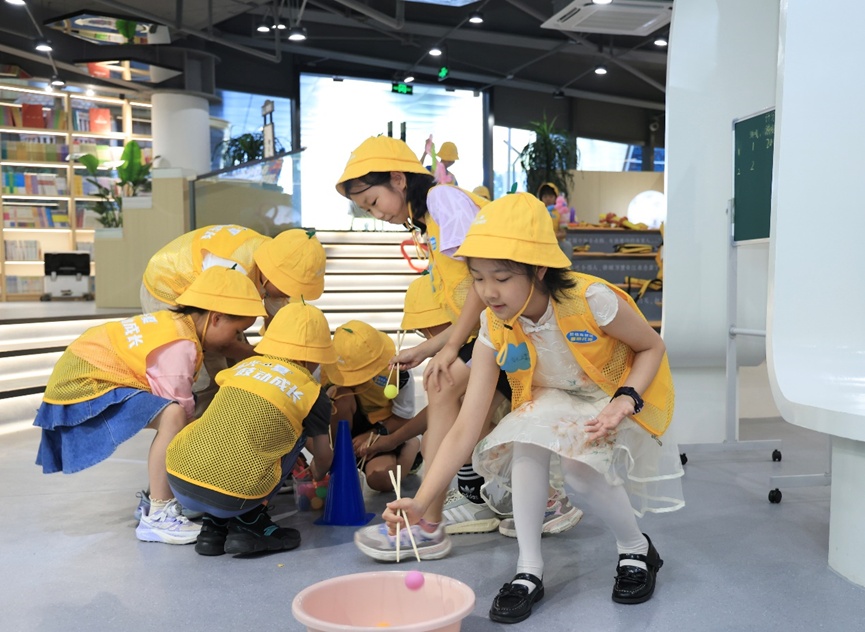 南京多形式开展暑期关爱服务 助力青少年全面发展