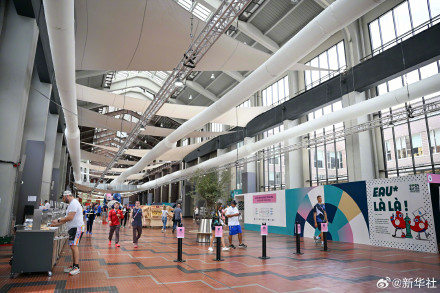 一起走进巴黎奥运村