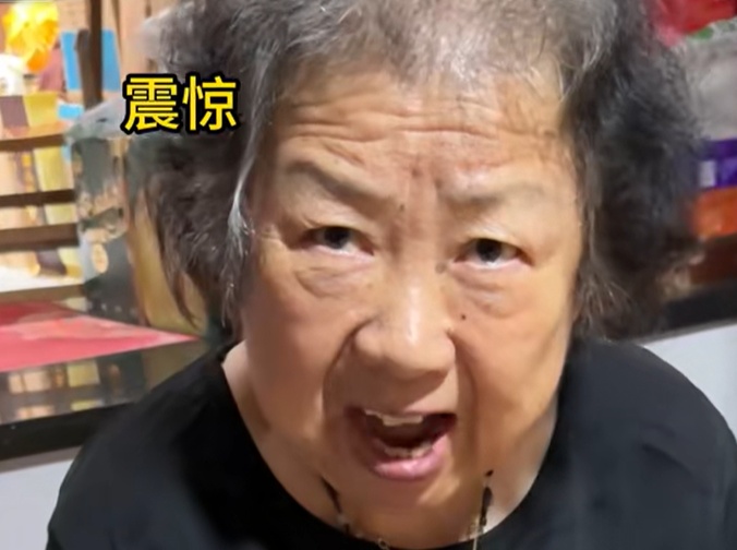 80岁上海外婆走红！三分嘲讽七分不屑……网友：人间清醒！简直是我的嘴替