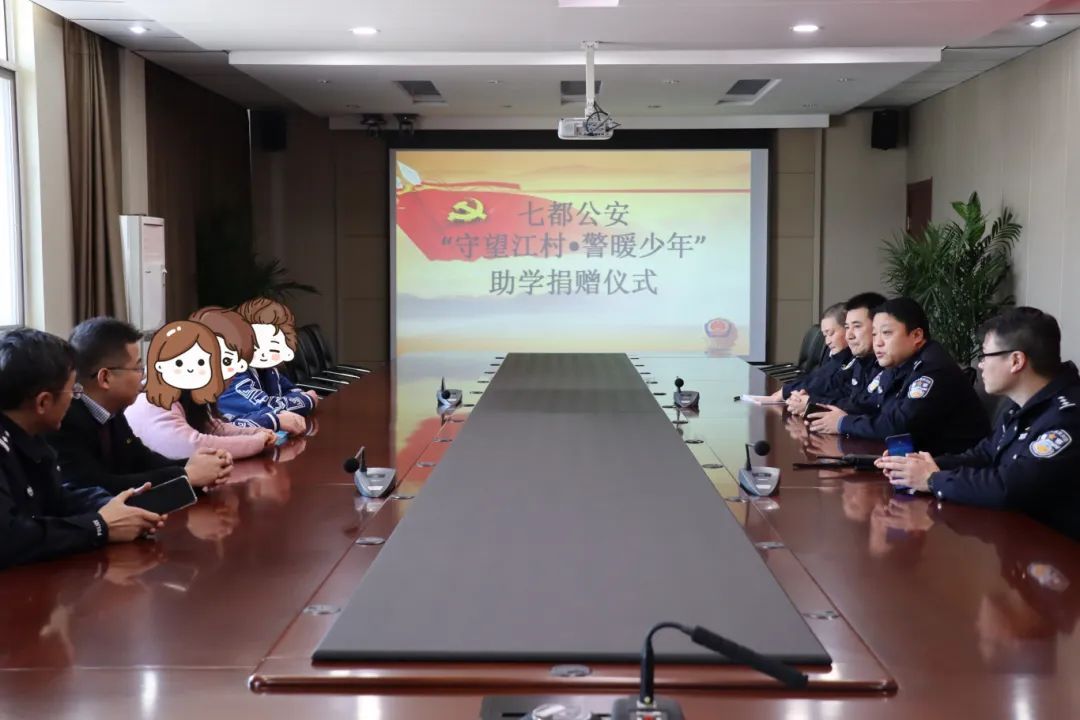 双胞胎兄弟考上大学，为什么来派出所报喜？