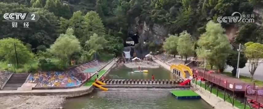 避暑游持续升温 “清凉经济”激发夏日文旅消费新动能 避暑游持续升温 “清凉经济”激发夏日文旅消费新动能
