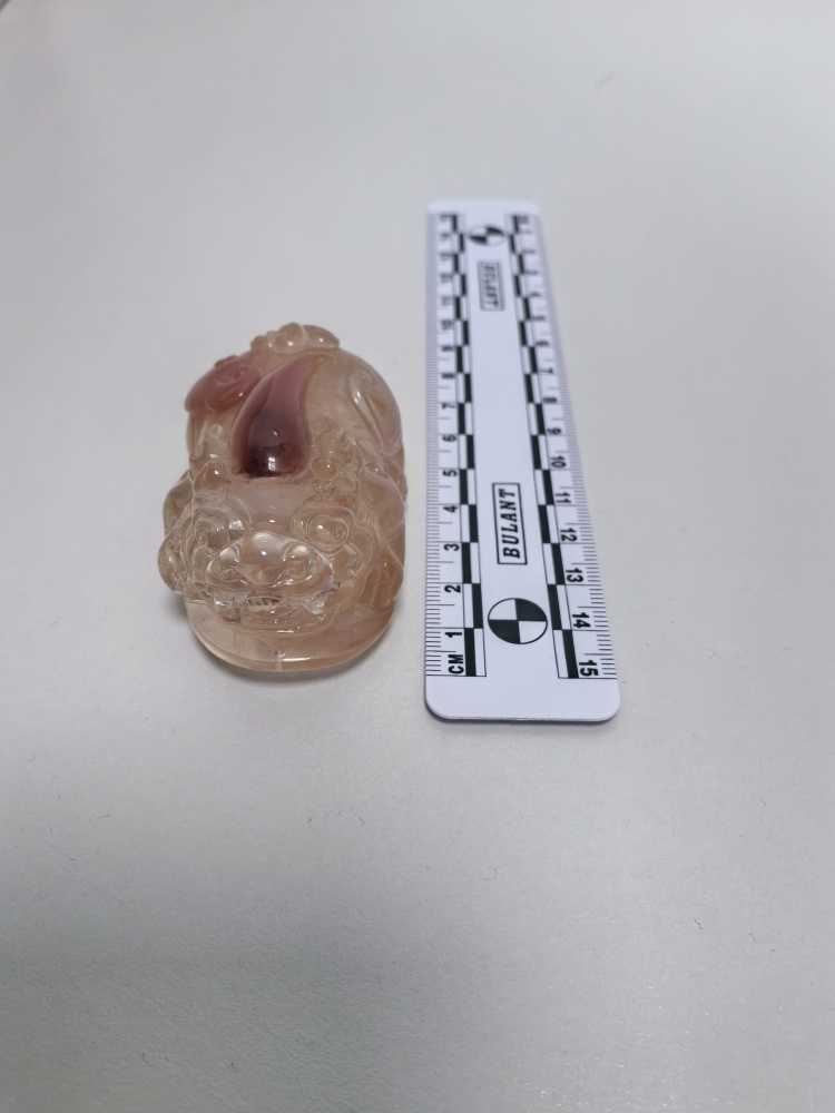 女子感情不和想离婚，求“神婆”转运被骗超百万元