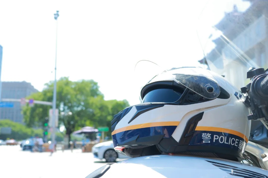 北京女警铁骑2.0，亮相！