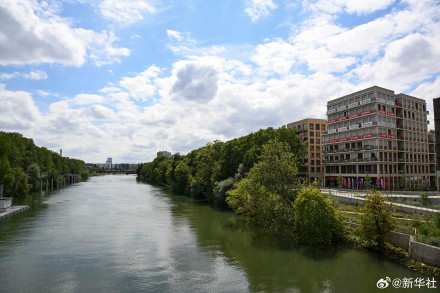 一起走进巴黎奥运村