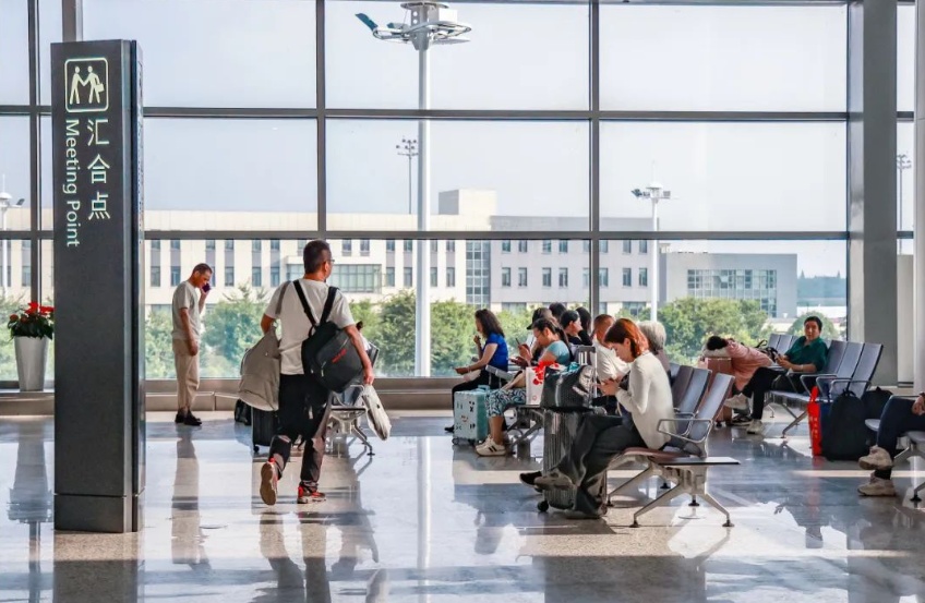 江苏航空运输持续向好 上半年全省机场累计完成旅客吞吐量近3000万人次