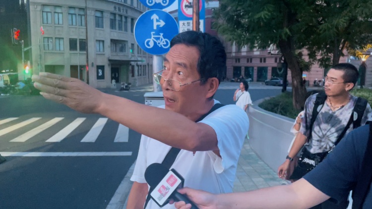 凌晨4点，上海市区这座桥上已挤满人！警戒线都拉上了