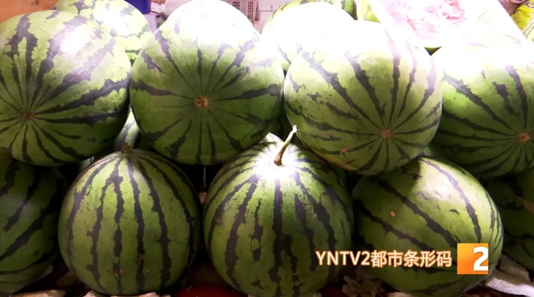 西瓜打了色素甜味剂？专业解答来了