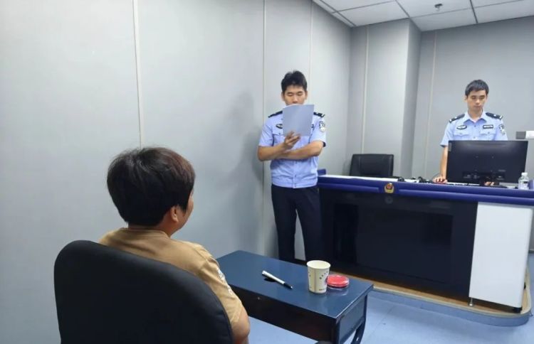 潜逃27年!命案逃犯潘某落网! 潜逃27年!命案逃犯潘某落网!