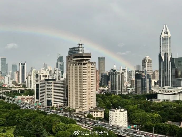 “格美”直角掉头后登陆，已致台湾2死201伤！10余省将现强降雨，上海一活动暂停