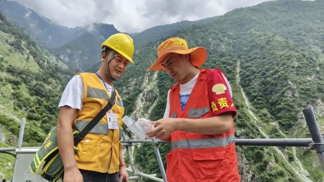 防洪有功!铁路巡守员荣获嘉奖! 防洪有功!铁路巡守员荣获嘉奖!