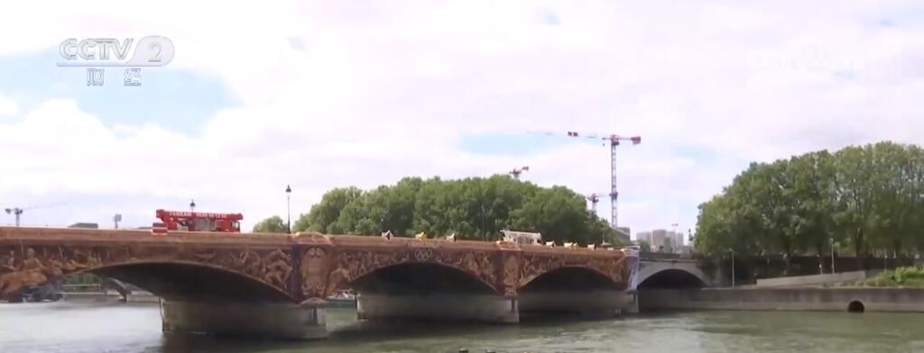 走出体育馆、泛舟塞纳河边 巴黎奥运会开幕式运动员入场设计别具一格