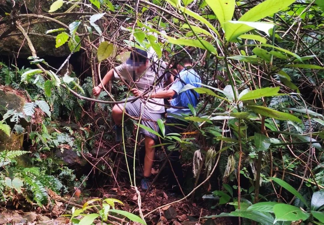 大热天,他们在杭州这里找“清凉”,却发现回不去了...... 大热天,他们在杭州这里找“清凉”,却发现回不去了......