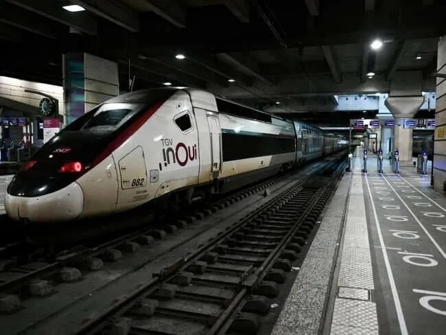 突发!法国高铁系统遭大规模袭击,多条线路取消 突发!法国高铁系统遭大规模袭击,多条线路取消