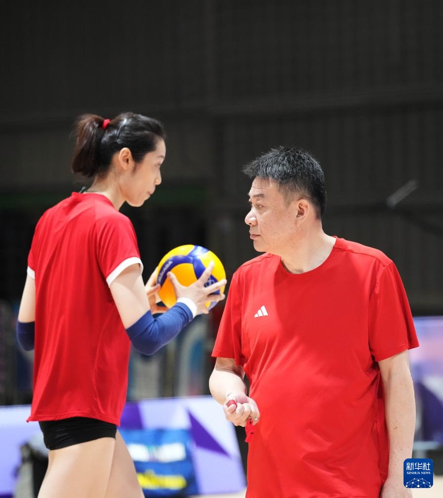 巴黎奥运会 | 排球——中国女排进行赛前训练